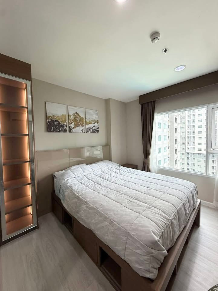 ASPIRE ERAWAN condo rental. The room has never been rented. The central part is full. Next to BTS Erawan / call 099-149-5164