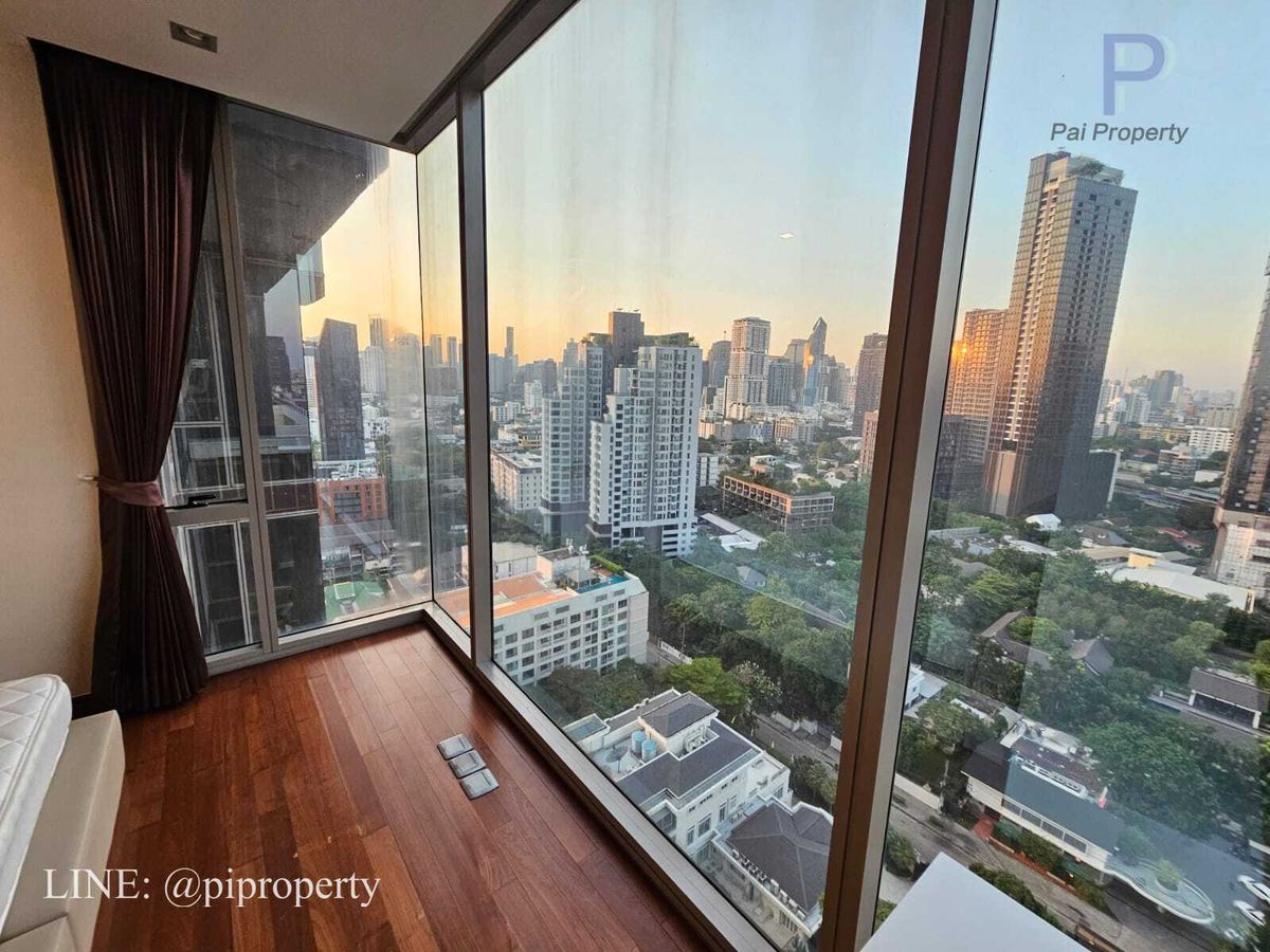 Great cost-effective 2-bedroom condo for rent in Thonglor area. Huge floor-to-ceiling windows in the bedroom, unobstructed view. 300m to BTS Thonglor Station. トンロー地区の賃貸物件で、費用対効果の高い 2 ベッドルーム コンドミニアムです。ベッドルームには床から天井まで届く大きな窓があり、遮るもののない眺めを楽しめます。BTS トンロー駅まで 30 Great cost-effective 2-bedroom condo for rent in Thonglor area. Huge floor-to-ceiling windows in the bedroom, unobstructed view. 300m to BTS Thonglor Station. トンロー地区の賃貸物件で、費用対効果の高い 2 ベッドルーム コンドミニアムです。ベッドルームには床から天井まで届く大きな窓があり、遮るもののない眺めを楽しめます。BTS トンロー駅まで 30