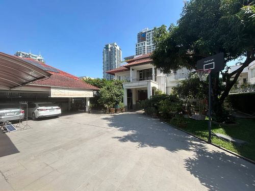🏡🌟บ้านเดี่ยวเกือบครึ่งไร่ ที่เดินไป BTS เอกมัยได้ ซอยสุขุมวิท 40-42