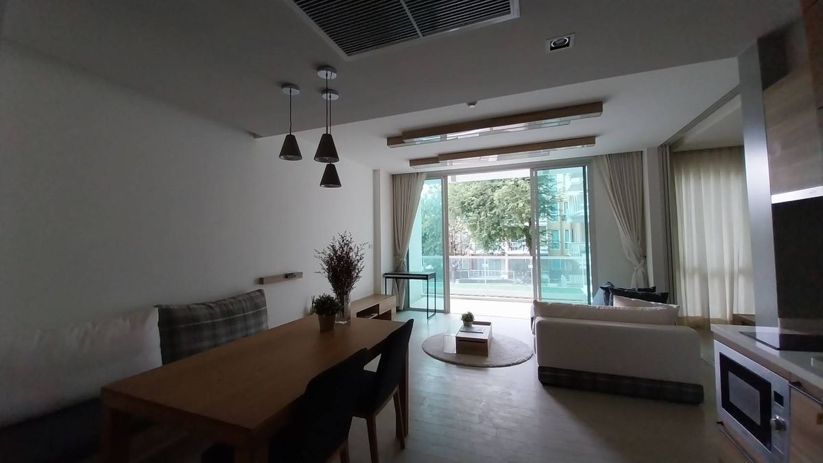 BD 5663 : วันเวลา หัวหิน-เขาเต่า อยู่บนหาดเขาเต่า – รูปที่ 2