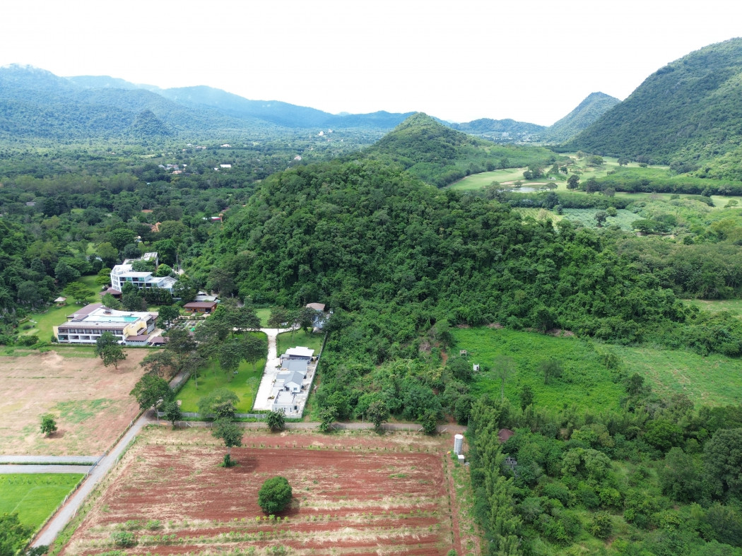 ขาย ที่ดิน เขาใหญ่ ต.​ขนงพระ​ อ.ปากช่อง 4 ไร่ 2 งาน 45 ตรว ​วิวสวยเกินคำบรรยาย ภูเขาล้อมรอบ – รูปที่ 4