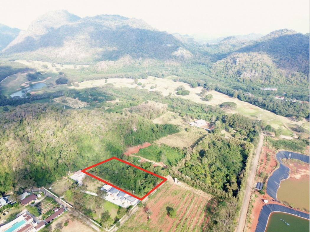 Land for sale, Khao Yai, Tambon Mu Si, Pak Chong District, 4 rai, 2 ngan, 45 sq m, behind the mountain, very nice to live in. Land for sale, Khao Yai, Tambon Mu Si, Pak Chong District, 4 rai, 2 ngan, 45 sq m, behind the mountain, very nice to live in.