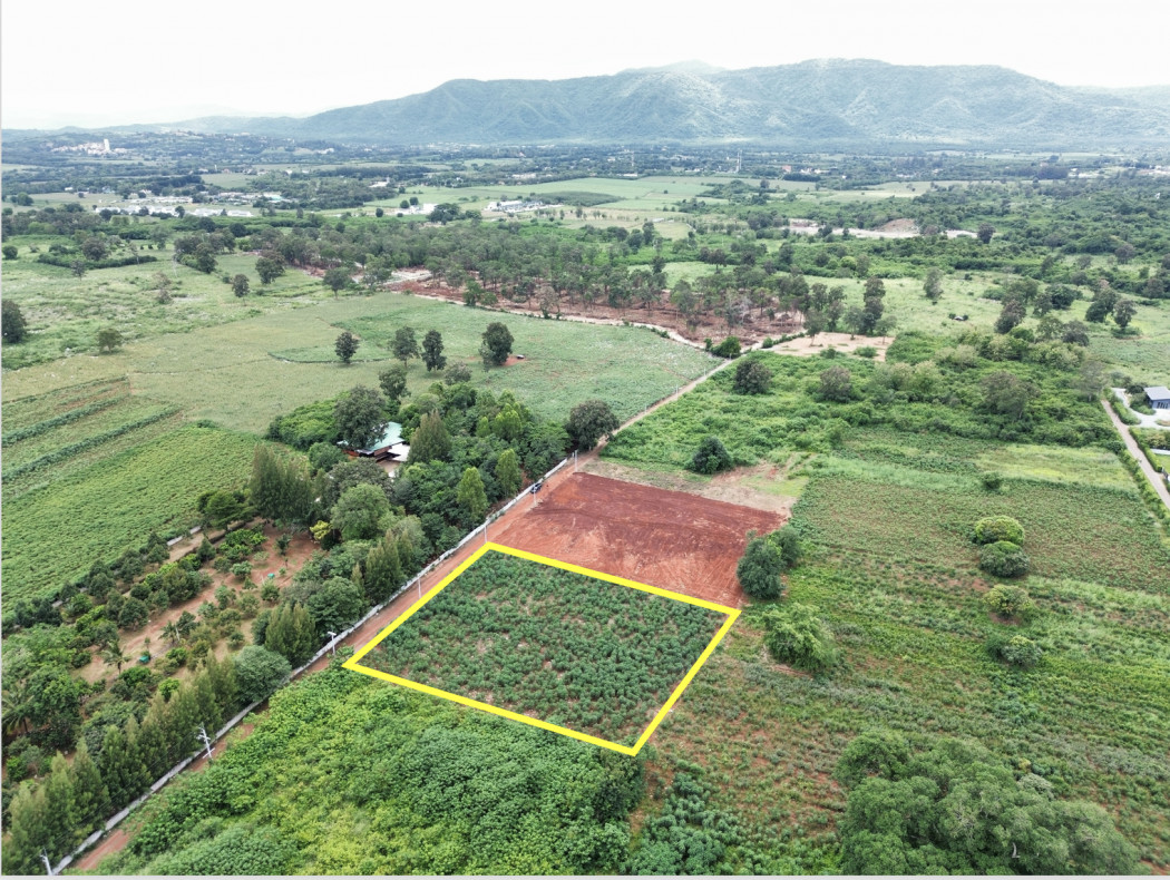 Land for sale in Khao Yai, Mu Si Subdistrict, Pak Chong District, 1 Rai 1, just a happy view. Land for sale in Khao Yai, Mu Si Subdistrict, Pak Chong District, 1 Rai 1, just a happy view.