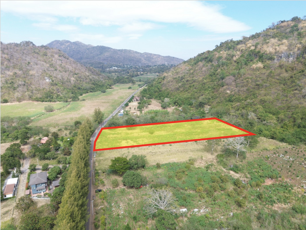 Land for sale, Khao Yai, Nong Nam Daeng Subdistrict, Pak Chong District, 4 rai, behind the mountain, very nice to live in. Land for sale, Khao Yai, Nong Nam Daeng Subdistrict, Pak Chong District, 4 rai, behind the mountain, very nice to live in.