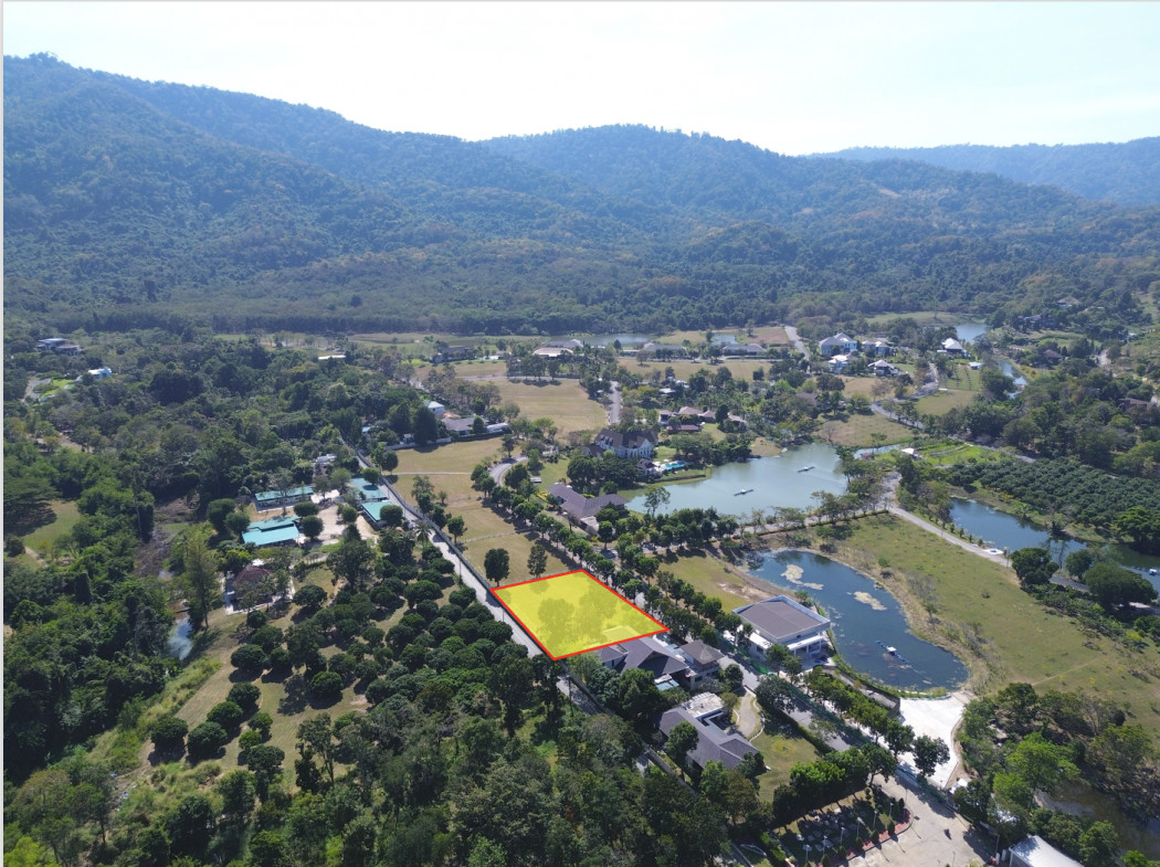 Land for sale, Khao Yai, Tambon Mu Si, Amphoe Pak Chong, 396 sq w. Just seeing the view is enough to make you happy. Land for sale, Khao Yai, Tambon Mu Si, Amphoe Pak Chong, 396 sq w. Just seeing the view is enough to make you happy.