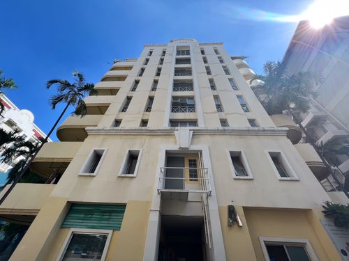 An 3697 Family Park Condominium