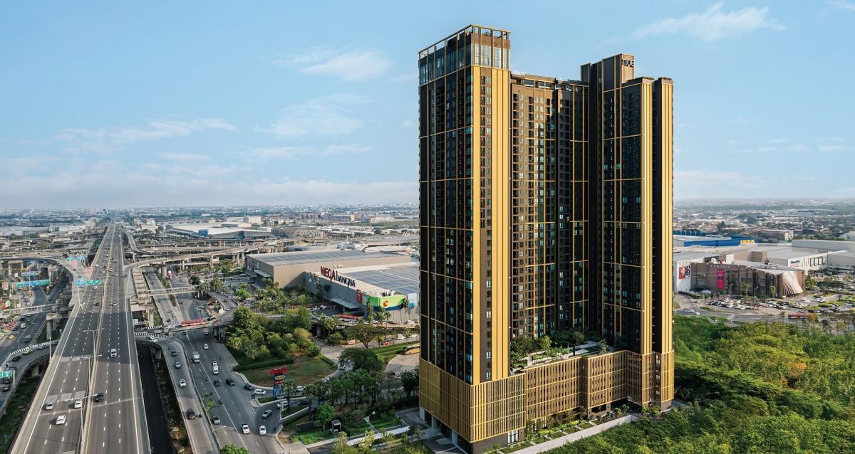 🚩ขายคอนโดห้องมุม 2 ห้องนอน(1Bedroom plus) 34.92 ตร.ม. “ห้องใหม่ไม่เคยอยู่“ เป็นห้องมุม หน้าห้องเป็นมุมส่วนตัว เงียบไม่มีคนเดินผ่าน ห้องหน้ากว้างโปร่งสบาย วิวห้าง ชั้น 8 คอนโดติดห้างเมกา บางนา ติดถนนบางนา ตราด สะดวกปลอดภัย – รูปที่ 3