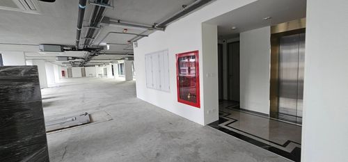 Office area near Sathon-Silom: 520 sq.m. (Free, 3rd and 4)