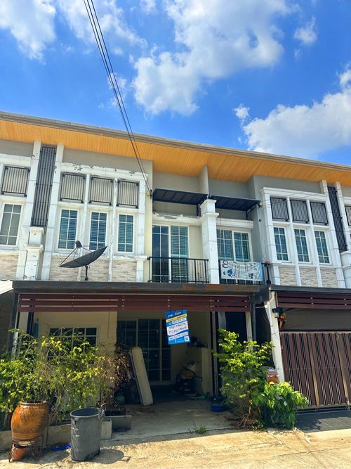 KBJ 0012_03: Golden City Pinklao-Charan Sanitwong