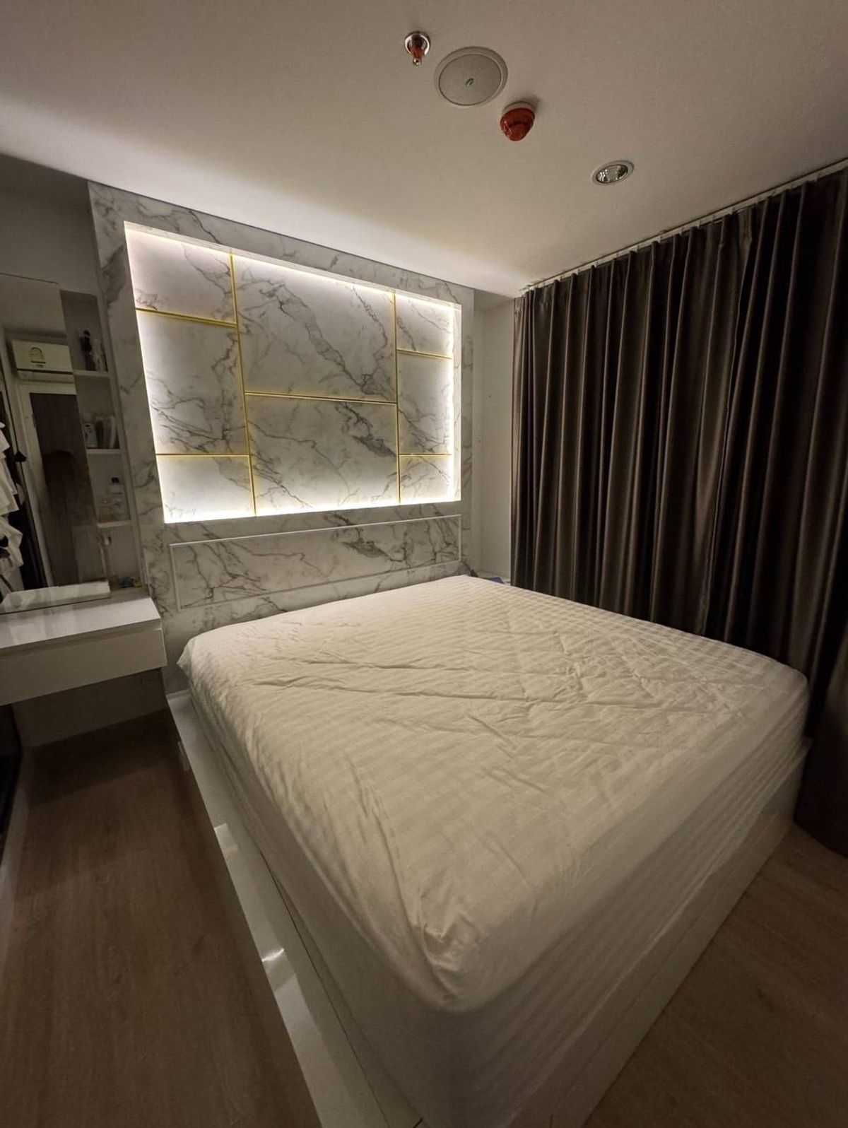 luxurious at a comfortable price. luxurious at a comfortable price.