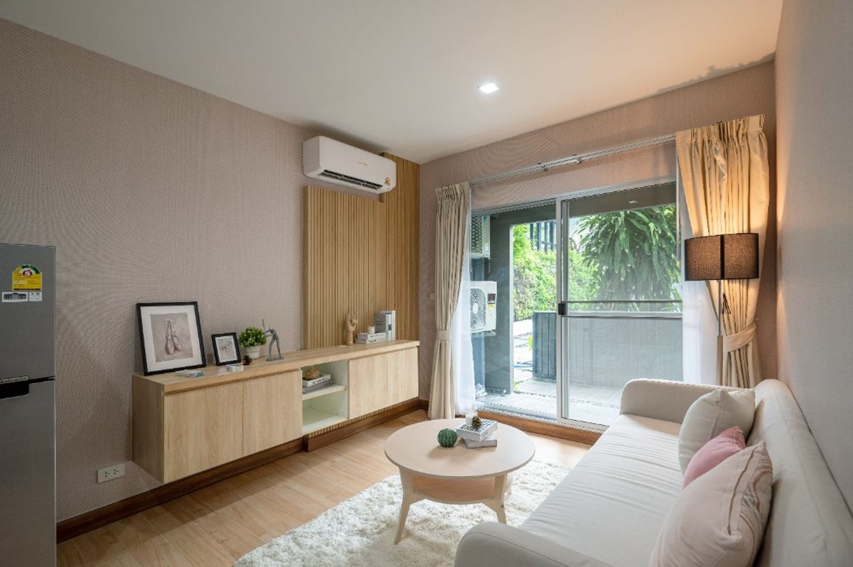 The Seed Musee Sukhumvit 26 / low rise best price in market near BTS phrom phong / 2 bed 78 sq.m.Tel. 0937890899
