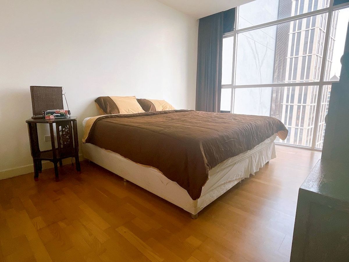 ST013 ขายห้องสวยราคาดี! Urbana Sathorn