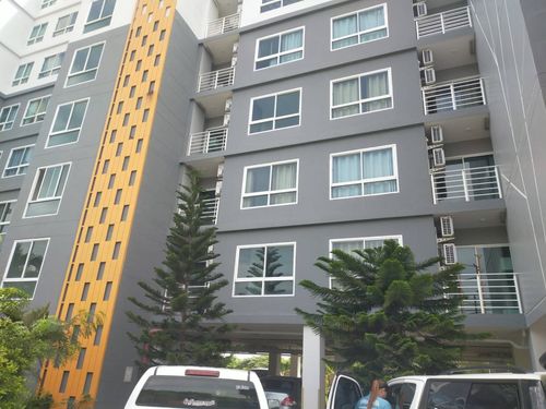 BB 14963: DE Four Grand Condo