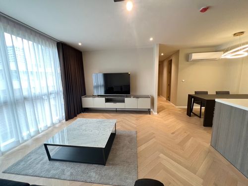 S47 Sukhumvit / ห้องสวยใกล้ ในซอยเงียบสงบ BTS พร้อมพงษ์ ทองหล่อ / 2 นอน 68 ตร.ม. โทร 0937890899