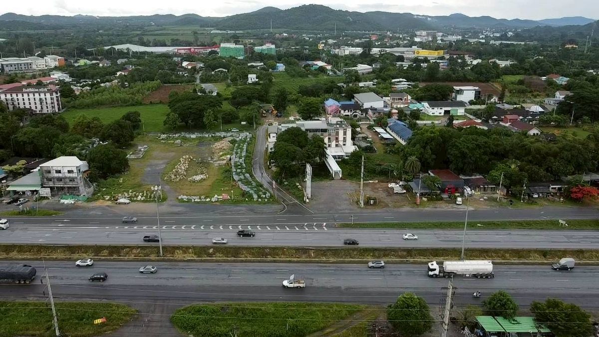 ขายที่ดินเปล่า ทำเลทอง ถนนมิตรภาพ ใกล้โลตัส ปากช่อง เหมาะสร้างบ้าน รีสอร์ท หรือซื้อเก็งกำไร  – รูปที่ 4