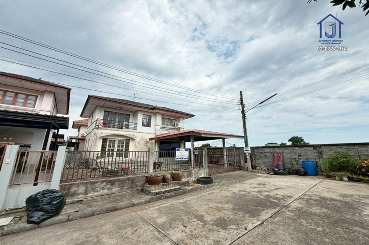 2 storey detached house for sale, Lake Kar Dae Home Village, Royal Civil Road, near Motorway Bangkok-Chon Buri, new line, Chachoengsao 2 storey detached house for sale, Lake Kar Dae Home Village, Royal Civil Road, near Motorway Bangkok-Chon Buri, new line, Chachoengsao