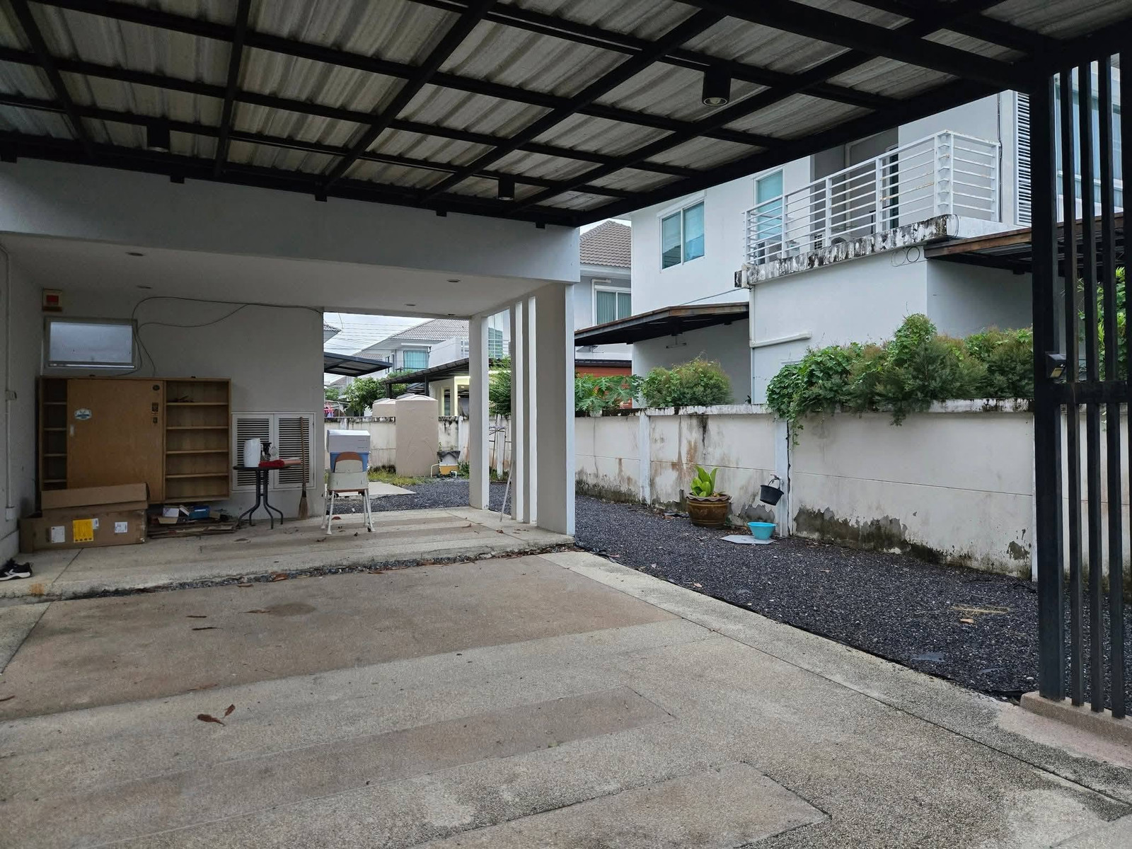 ให้เช่าบ้านเดี่ยว2ชั้น โครงการเพอร์เฟคเพลส รามคำแหง174 แอร์เฟอร์นิเจอร์ครบ มี3ห้องนอน3ห้องน้ำ ราคาเช่าเดือนละ25,000บาท – รูปที่ 2