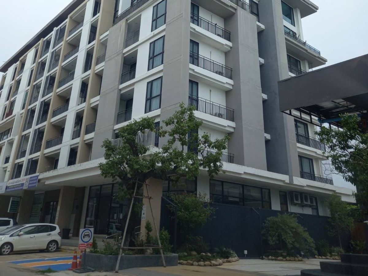 BD 4372: The Destini Condo BD 4372: The Destini Condo
