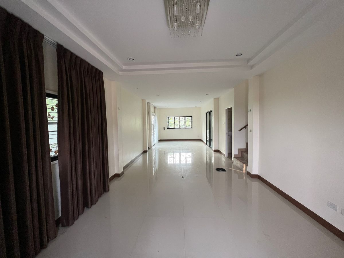 BD 1351 : นอกโครงการฉะเชิงเทรา – รูปที่ 4