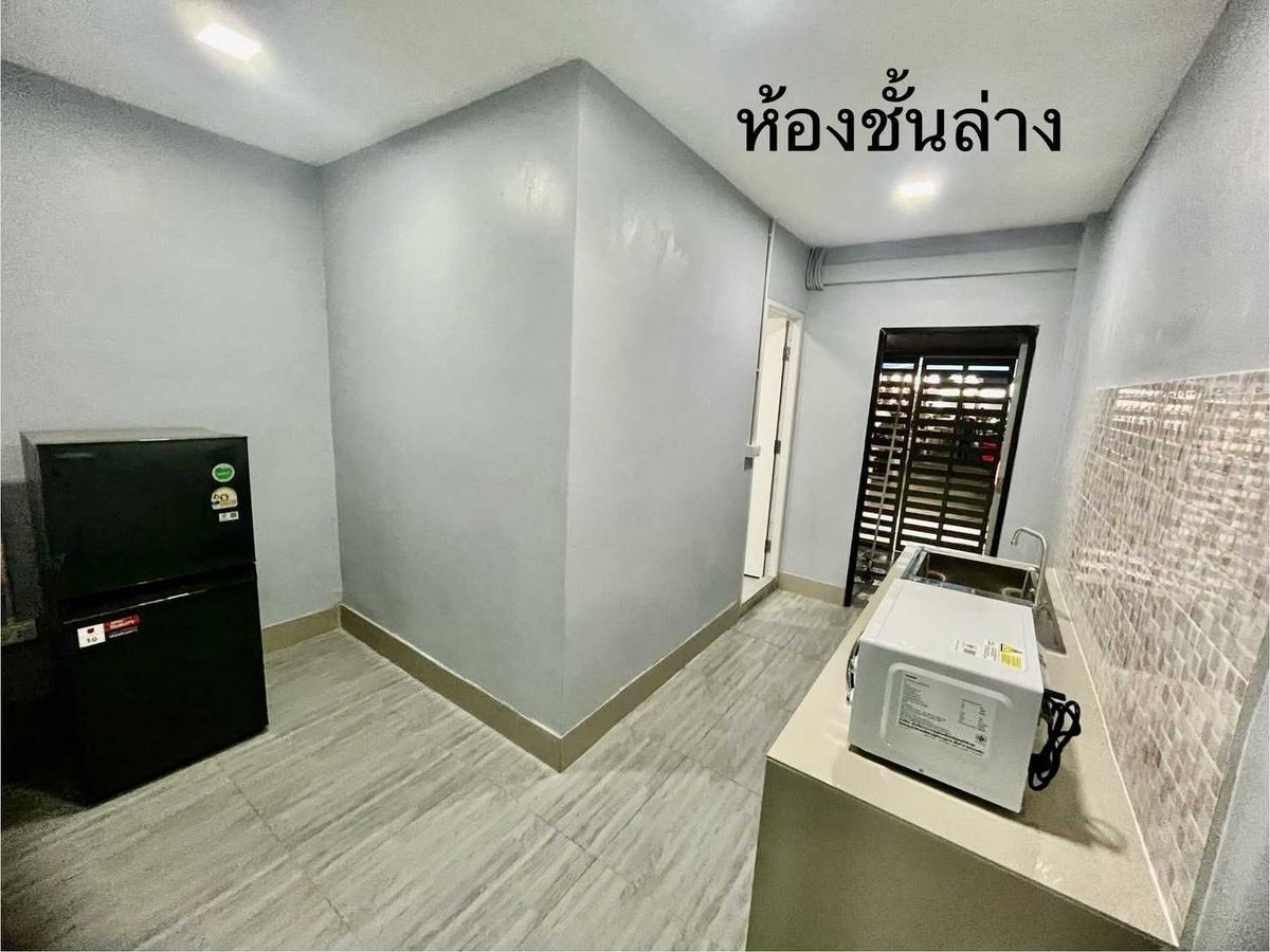 Townhouse for Sale Talad Srisena Village Near BTS Sena Nikhom – รูปที่ 2