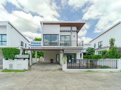 ขาย บ้านเดี่ยว วี 2 อ่อนนุช-พระราม 9 180 ตรม. 50 ตร.วา 3นอน 3น้ำ สภาพเยี่ยม CC.