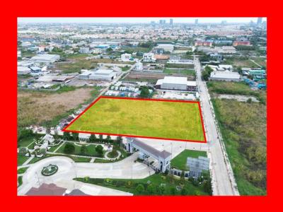 Land for sale, Chaloem Phrakiat Rama 9, Soi 30, size 4 rai 2 ngan, near Kanchanaphisek Road, just 1.9 km. DD