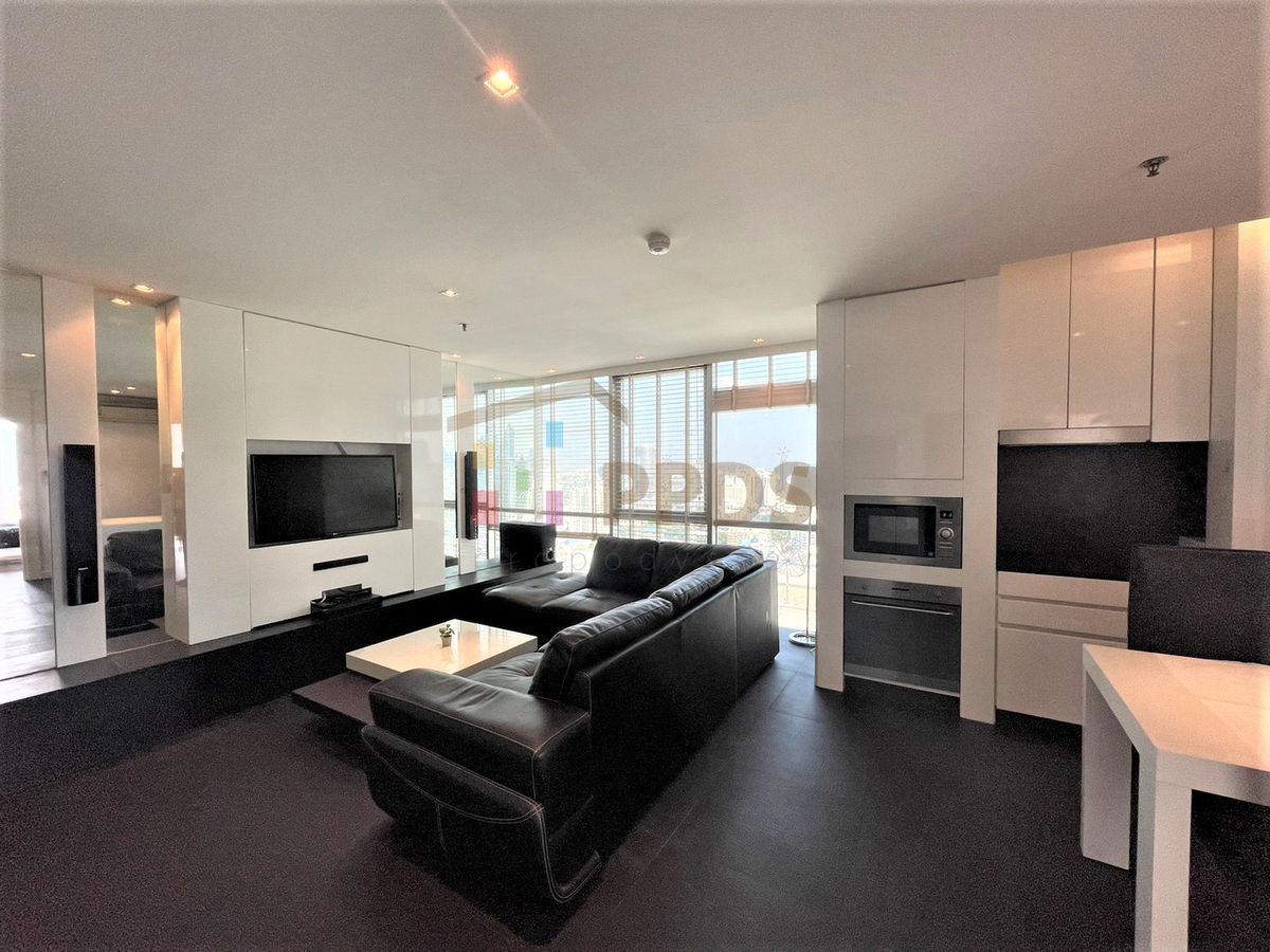 Corner Unit on the 36th Floor with 180° City View — Elevated Urban Living in the Heart of Asoke, Sukhumvit 21 Corner Unit on the 36th Floor with 180° City View — Elevated Urban Living in the Heart of Asoke, Sukhumvit 21