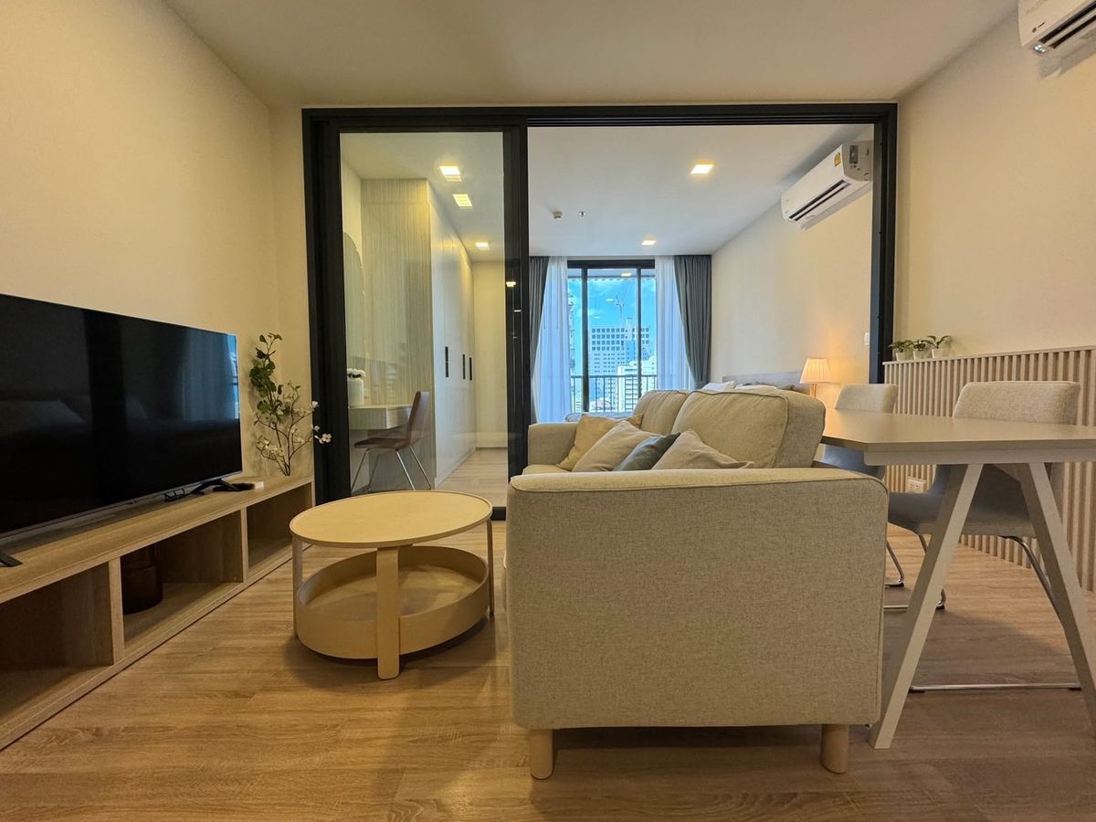 M1166 For Rent Condo XT Phayathai M1166 For Rent Condo XT Phayathai