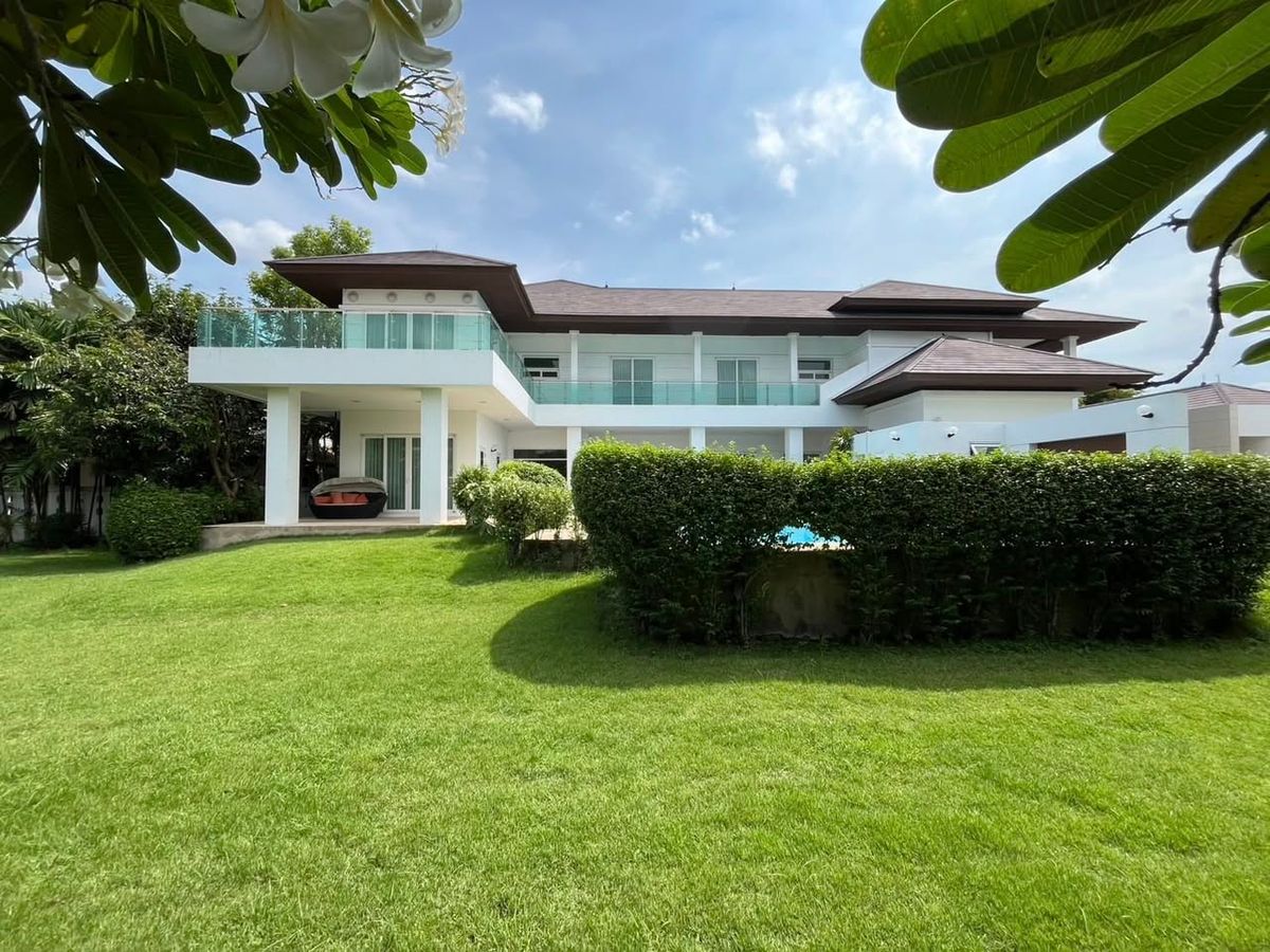 Single house with land, Village, Mill / 7 Bedrooms (Sale), Windmill Village / House Land 7 Bedrooms (For Sale) AIM003