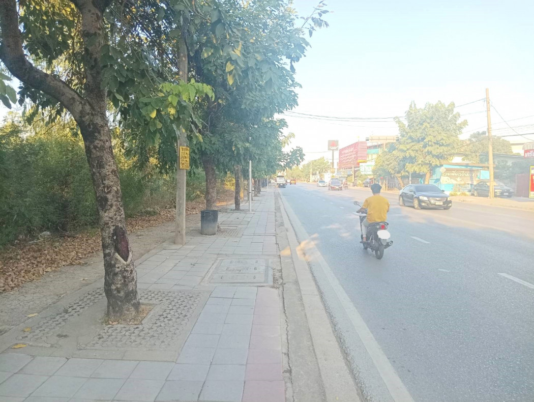 ขาย ที่ดิน ผังสีเหลือง ริมถนนสุขาภิบาล 5 ขนาด 6 ไร่กว่า เหมาะกับทำจัดสรร KK – รูปที่ 2