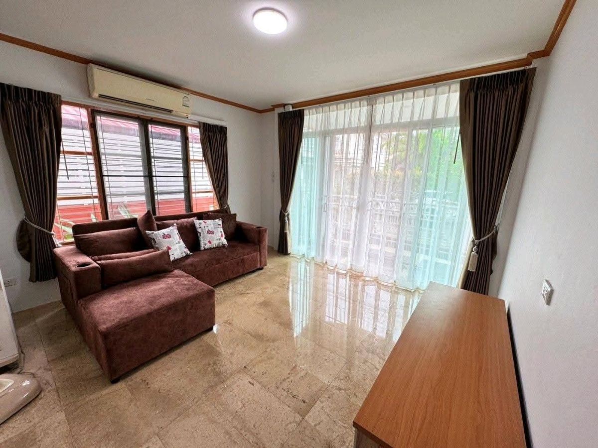 บ้านเดี่ยวให้เช่าพร้อมเฟอร์นิเจอร์ใกล้รถไฟฟ้า คูคตหมู่บ้านชัยพฤกษ์ ลำลูกกาคลองสอง ใกล้ตลาดนานาเจริญ ถนนเสมาฟ้าคราม – รูปที่ 3