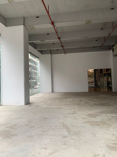 Commercial area Silom: Good location, crowded 450 sq.m.