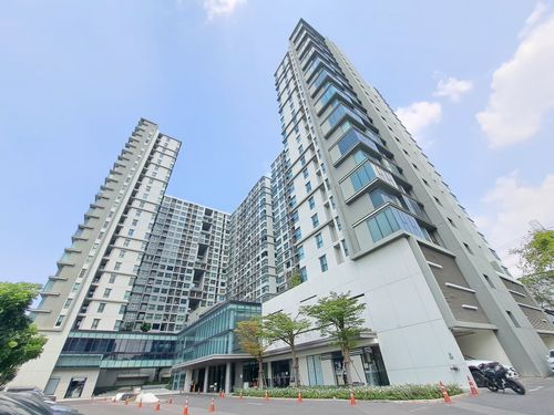 AR 0989: The Base Chaengwattana
