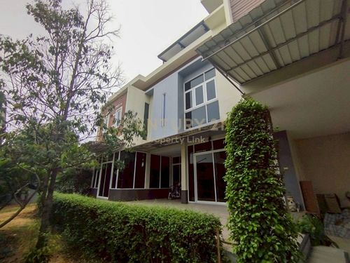 บ้านเดี่ยว 2 ชั้น ซอยลาดพร้าว 1 พร้อมสวนและที่จอดรถหลายคัน  พร้อมเข้าอยู่  No.59-HH-68027
