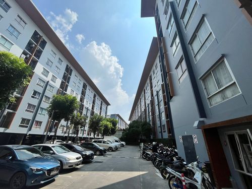 At 1562: Plum Condo Bang Yai Station