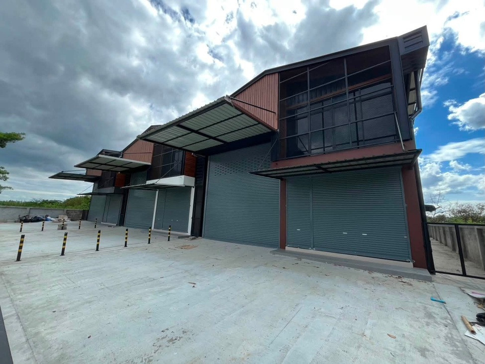 For Rent ให้เช่าโกดังพร้อมสำนักงาน / Warehouse + Office / สร้างใหม่ / ทำเล บางกรวย ตำบลศาลากลาง / ใกล้ ศูนย์กระจายสินค้าสาย 5 / ใกล้ ศาลายา / พื้นที่ 216 ตารางเมตร / รถใหญ่ เข้าออกได้ – รูปที่ 2