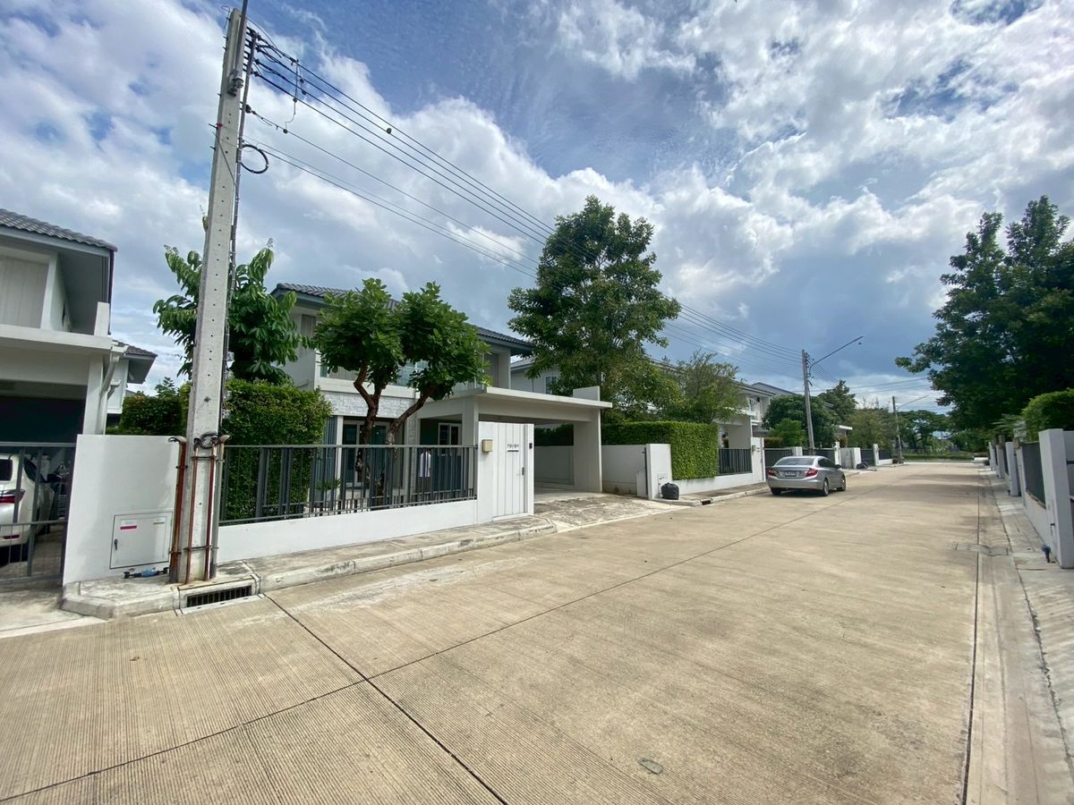 ขายบ้านเดี่ยว สภาพใหม่ ตกแต่งครบ พร้อมอยู่โครงการมัณฑนา เพชรเกษม-สาย 4 (Mantana Phetkasem-Sai 4) ตำแหน่งบ้านดีอยู่ใกล้คลับเฮ้าท์ส่วนกลาง โครงการติดถนนใหญ่ ทำเลดีใกล้แหล่งชุมชนและศูนย์การค้า – รูปที่ 4