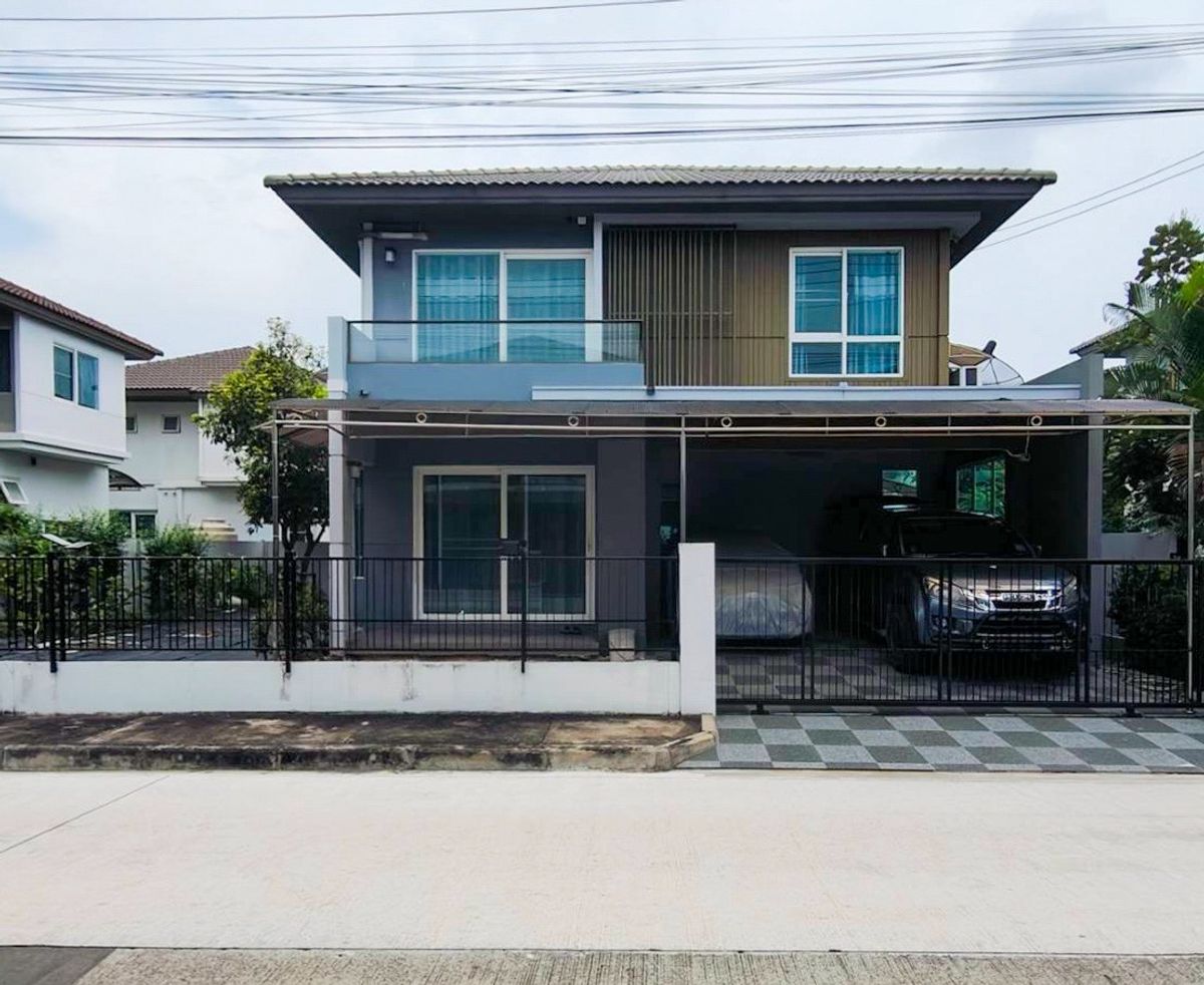 Single house in prime location Near the shopping center, no more than 6 km. 🔥 Chaiyapruk Pinklao - Sai 5 / 3 Bedrooms (For Sale), Chaiyapruk Pinklao - Sai 5 / 3 Bedrooms (FOR SALE) BALL095