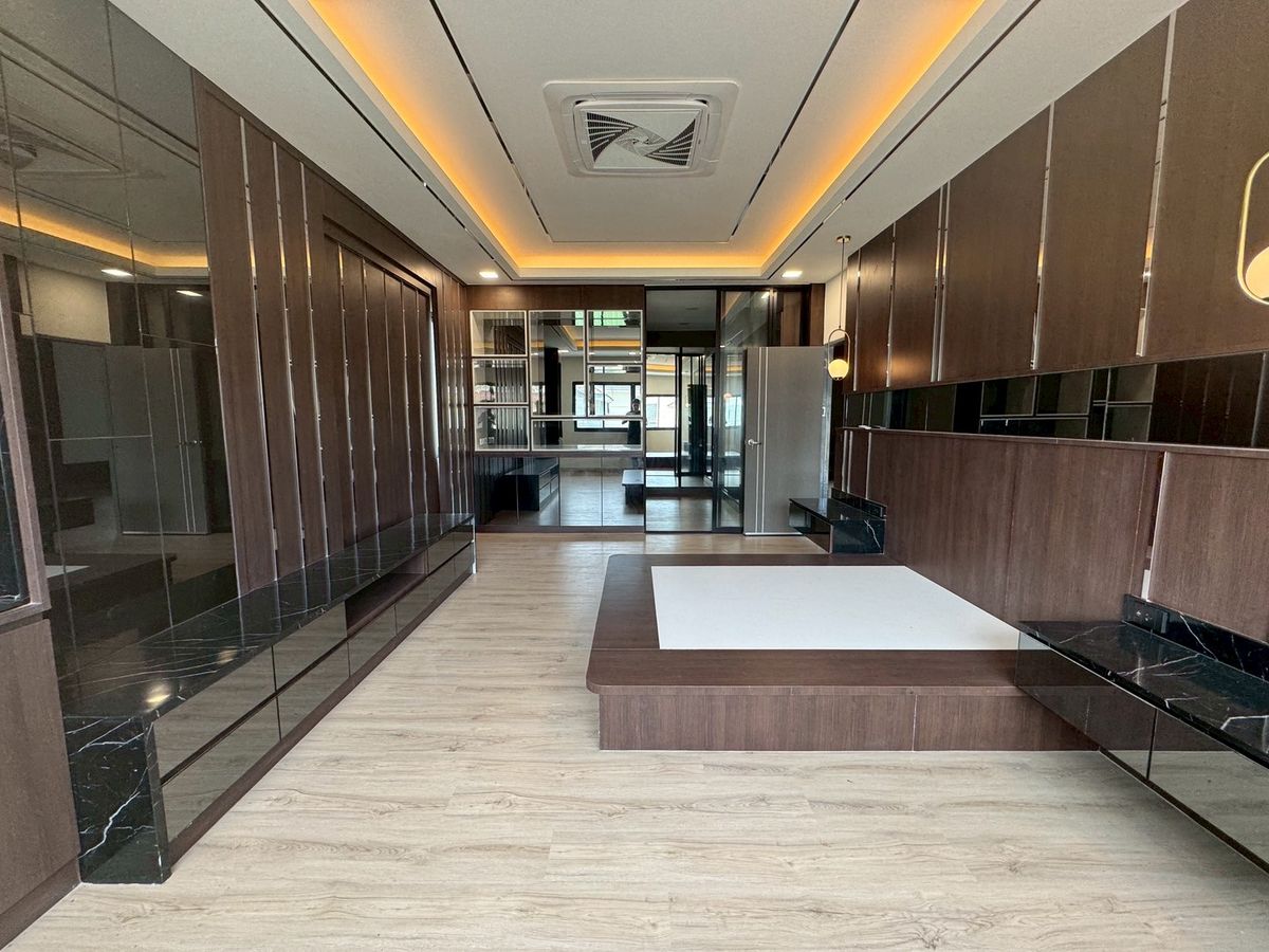 บ้านพร้อมสระว่ายน้ำส่วนตัว ใกล้ราชพฤกษ์ – 3 ห้องนอน บนพื้นที่กว้าง 300 ตร.ม. เฟอร์ครบ บ้านพร้อมสระว่ายน้ำส่วนตัว ใกล้ราชพฤกษ์ – 3 ห้องนอน บนพื้นที่กว้าง 300 ตร.ม. เฟอร์ครบ
