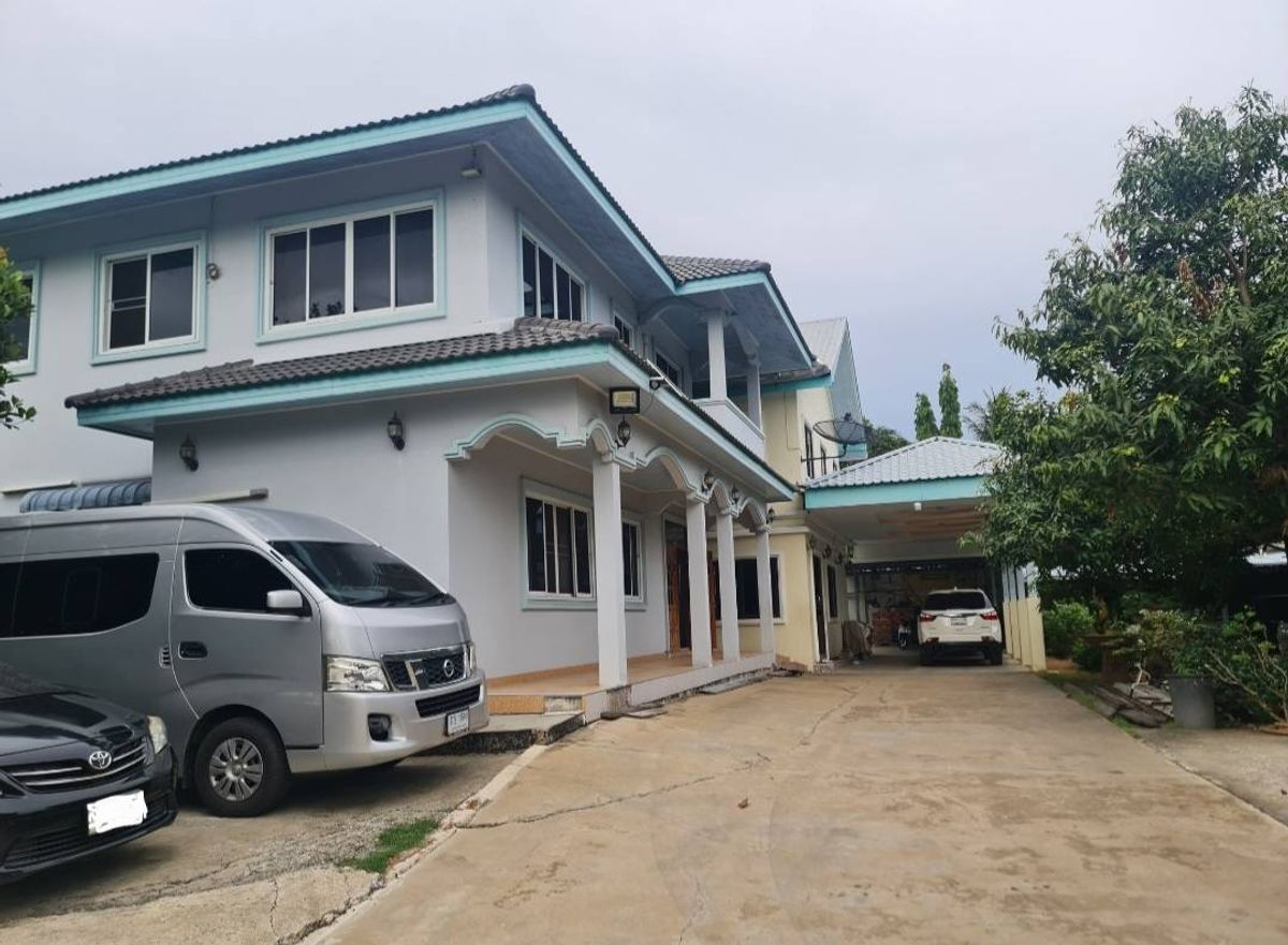#ขายบ้านเดี่ยว 2 หลัง พร้อมลานคอนกรีตเอนกประสงค์ขนาดใหญ่ เนื้อที่ 458 ตร.ว. ติดซอยโชคสมบัติ(ซอยวัดจำปา) #ถนนพุทธมณฑล สาย 1 #บางระมาด #ตลิ่งชัน #กรุงเทพฯ #ขายบ้านเดี่ยว 2 หลัง พร้อมลานคอนกรีตเอนกประสงค์ขนาดใหญ่ เนื้อที่ 458 ตร.ว. ติดซอยโชคสมบัติ(ซอยวัดจำปา) #ถนนพุทธมณฑล สาย 1 #บางระมาด #ตลิ่งชัน #กรุงเทพฯ
