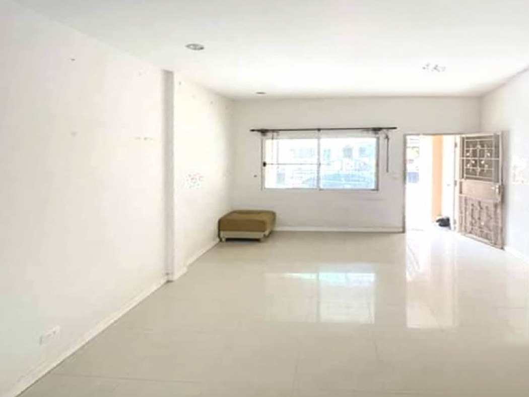 Townhome for sale, Parinlak Phetkasem 69, 134 sq m., 17.5 sq w, 4 bedrooms, 3 bathrooms, excellent condition. CC – รูปที่ 2