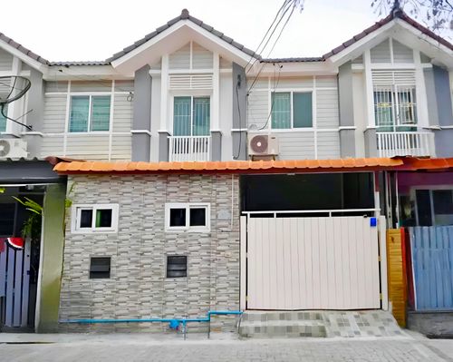 New house for rent. There is an office in front of Sakae Ngam 14.