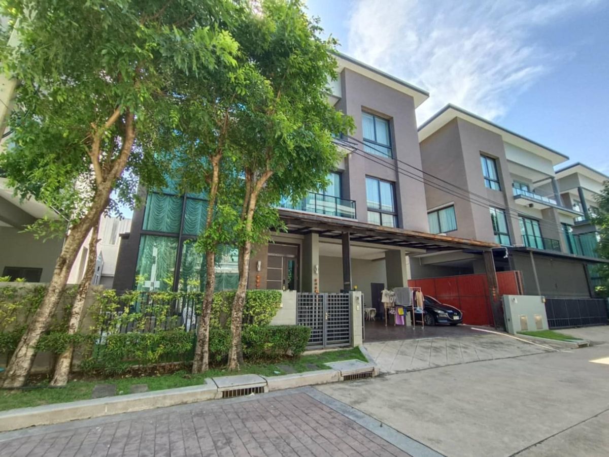 ขาย บ้านเดี่ยว Soul Ratchada 68 เนื้อที่ 66.5 ตร.วา พื้นที่ใช้สอย 409 ตร.ม. 5 ห้องนอน 6 ห้องน้ำ ตกแต่งครบ สไตล์ Modern ขาย บ้านเดี่ยว Soul Ratchada 68 เนื้อที่ 66.5 ตร.วา พื้นที่ใช้สอย 409 ตร.ม. 5 ห้องนอน 6 ห้องน้ำ ตกแต่งครบ สไตล์ Modern