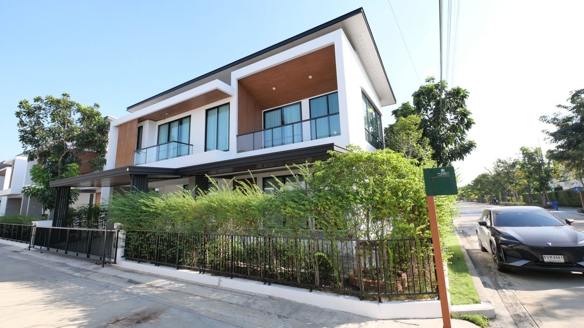 ✨🏡 New house, back corner 🎁 Decorated more than 5 million 📌 with 10 kw solar cells! 📌 ✨🏡 New house, back corner 🎁 Decorated more than 5 million 📌 with 10 kw solar cells! 📌