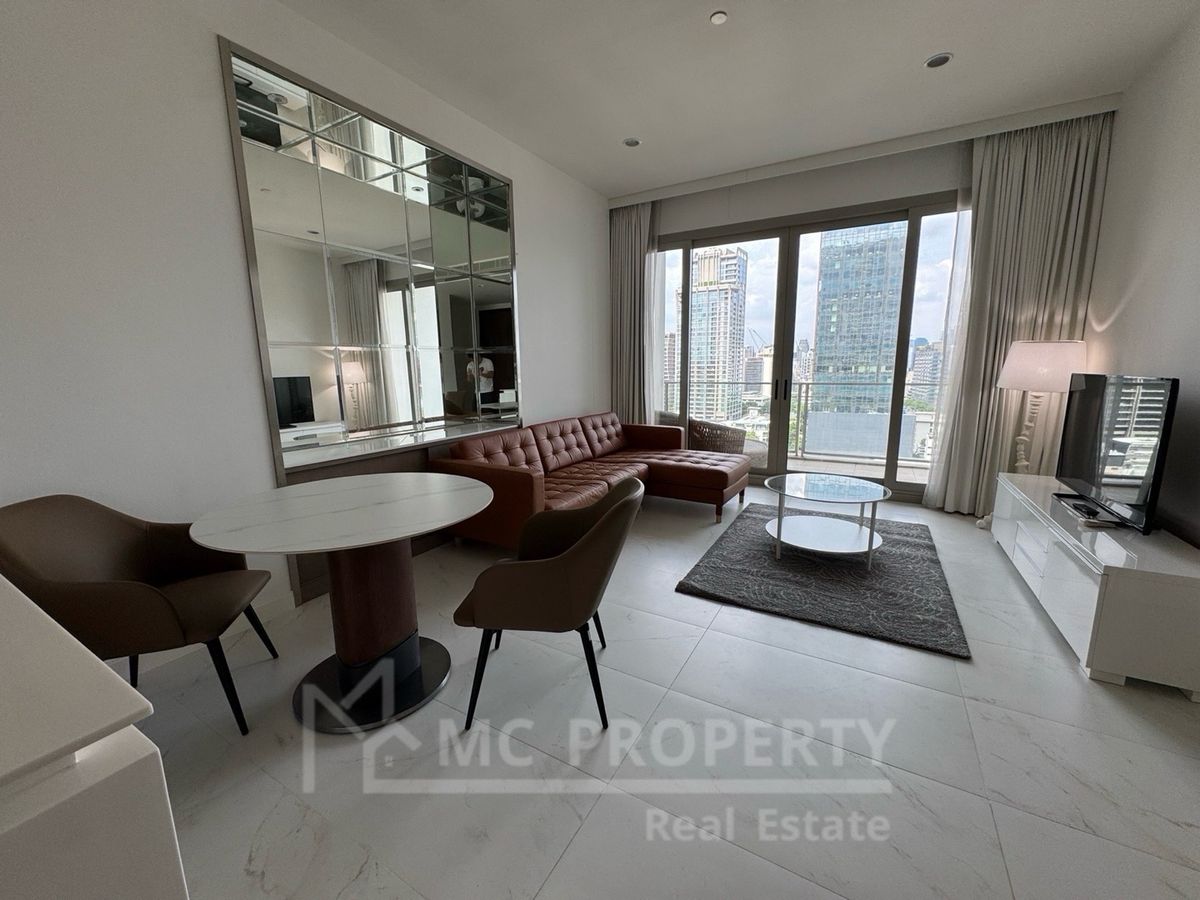 185 Rajadamri 1 ห้องนอน 70sqm ให้เช่าเพียง 70,000 โปรดติดต่อ 0816878954 185 Rajadamri 1 ห้องนอน 70sqm ให้เช่าเพียง 70,000 โปรดติดต่อ 0816878954
