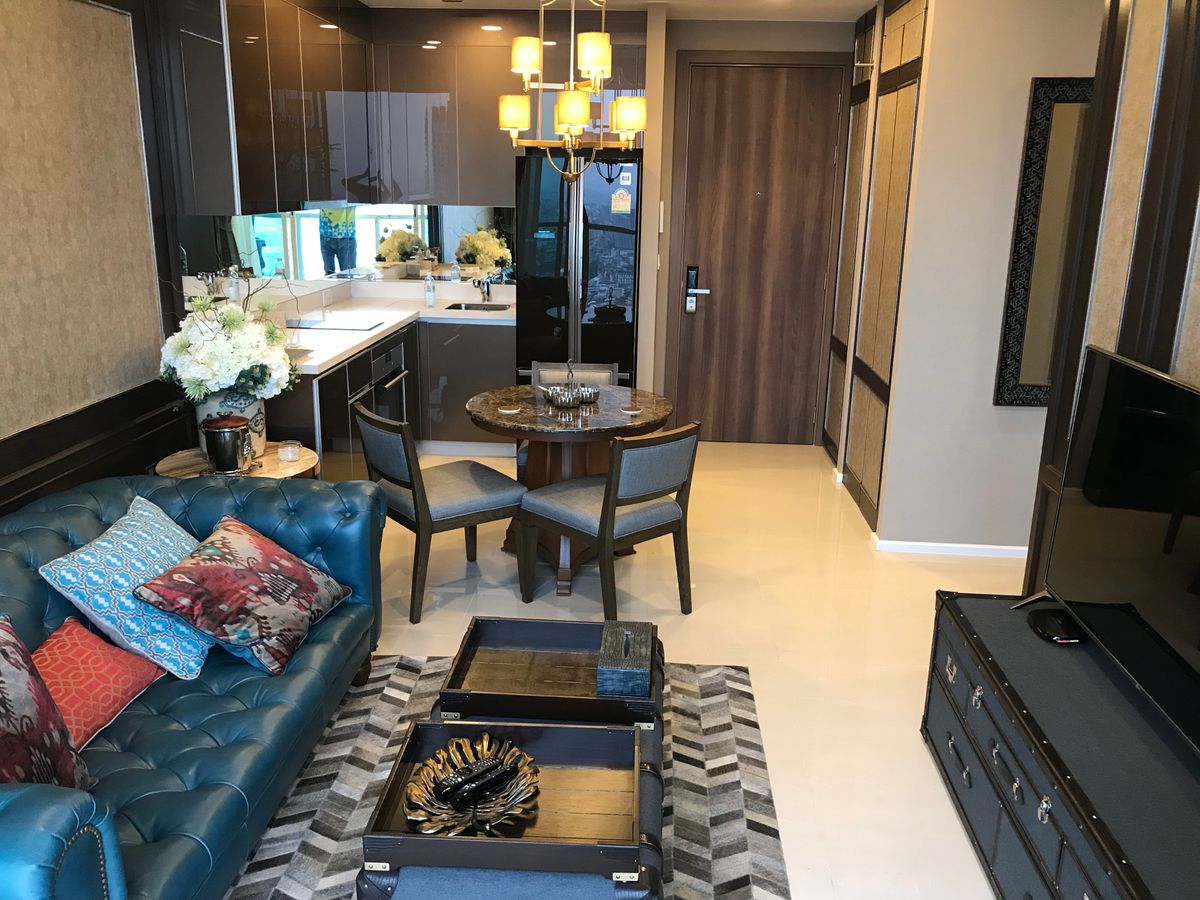 Menam Residences Condominium 2b2b For Rent 55,000/month