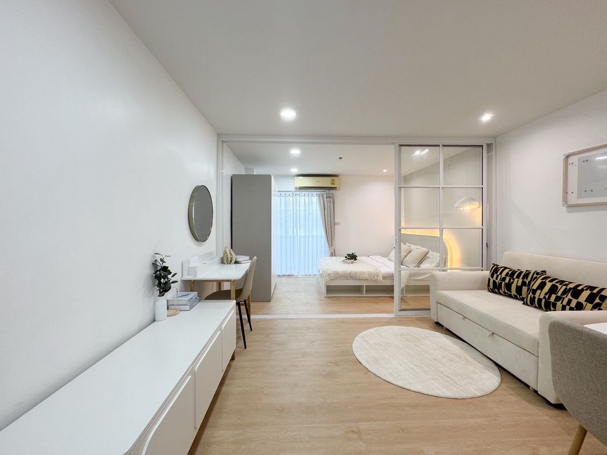 ขาย !! คอนโด Regent Home 1 พหลโยธิน 67 (Regent Home 1) ตั้งอยู่บนทำเลฮอต พหลโยธิน 67 โอบล้อมด้วยความสะดวกสบาย 