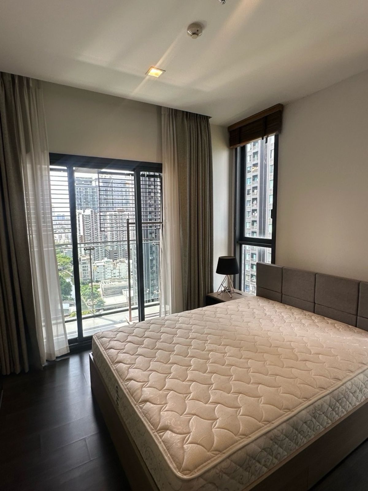 For Rent📍The Line Asoke Ratchada🛀1bed 1 Bath📞0639399665