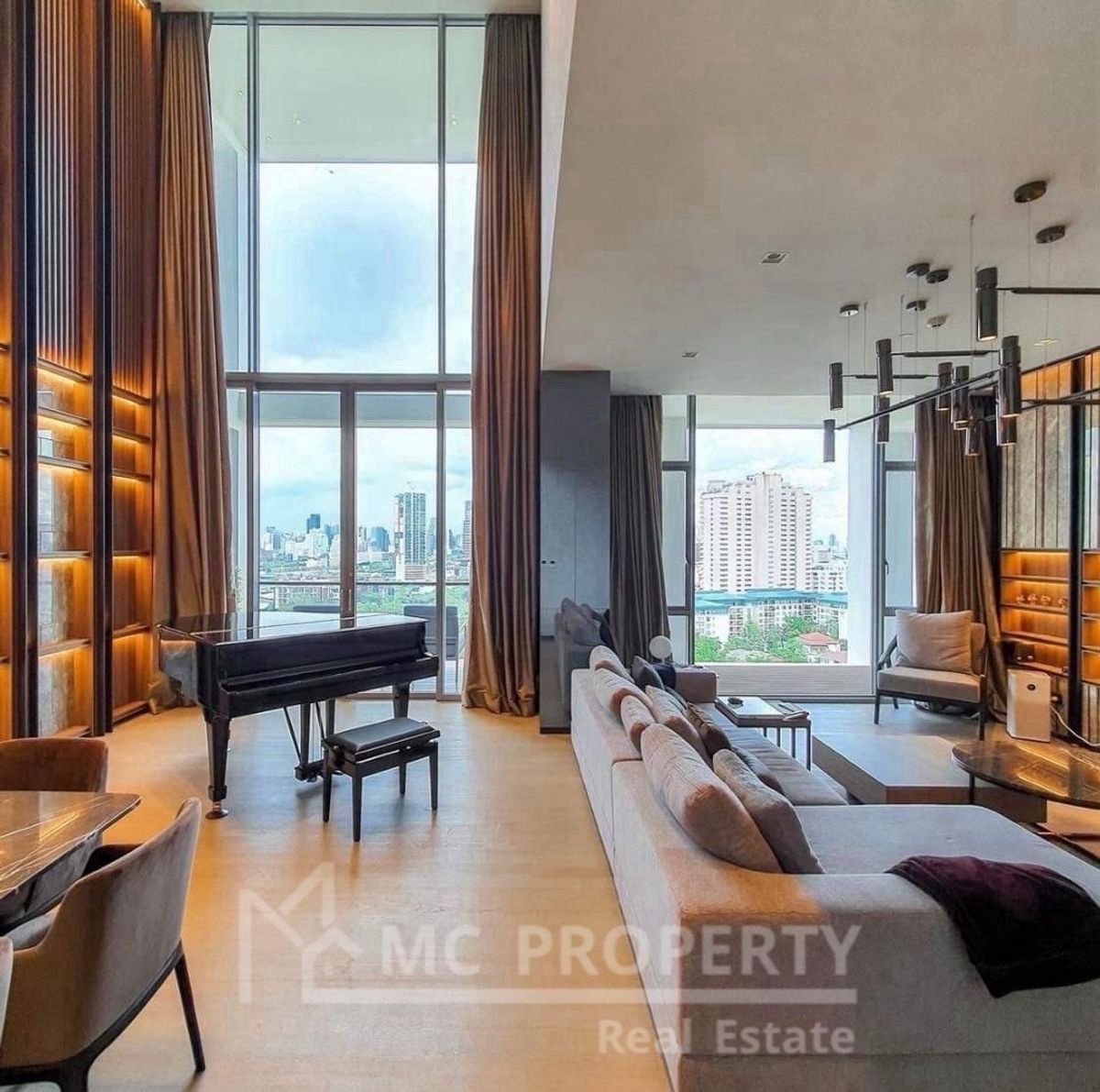 The Sukhothai Residences 2 bedroom 209sqm for sale at 68Mb please contact 0816878954 The Sukhothai Residences 2 bedroom 209sqm for sale at 68Mb please contact 0816878954