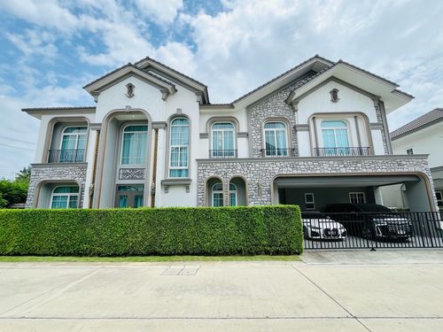House for sale, Vibhavadi Rangsit, has a swimming pool to go to 6 million houses, the largest corner of the corner of 450 sq. M. more beautiful than the angel Grandeviphawadee Rangsit